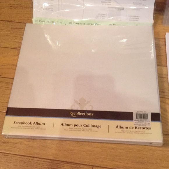 12x12 Scrapbook & extras - Picture 6 of 8